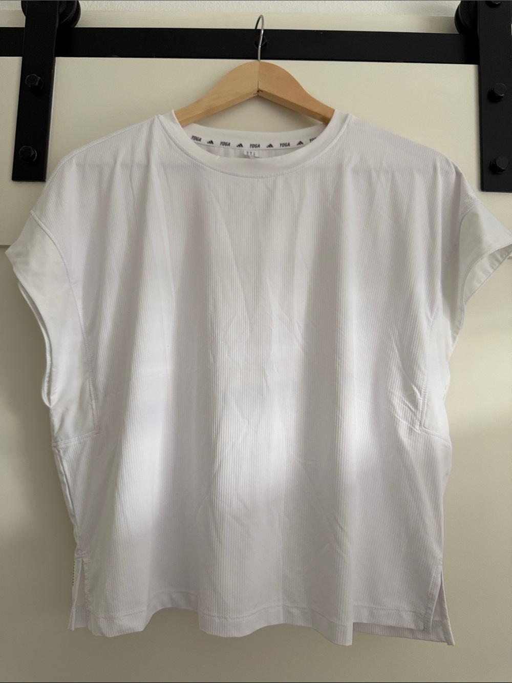 adidas White Short Sleeve Crewneck Tee
